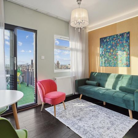 Cosy 1 Bedroom Flat Londra Dış mekan fotoğraf