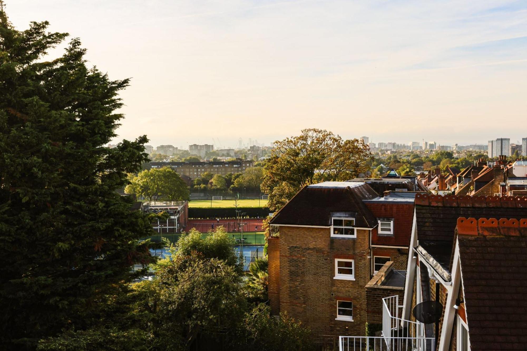 Cosy 1 Bedroom Flat Londra Dış mekan fotoğraf