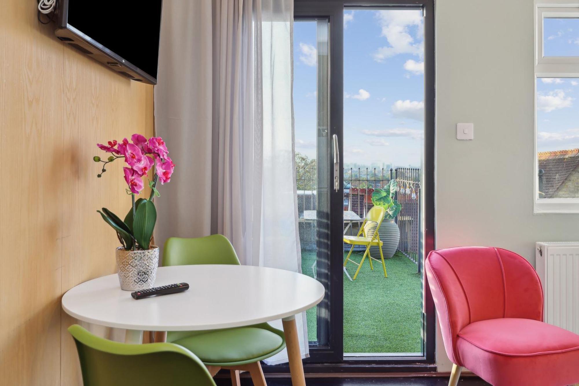 Cosy 1 Bedroom Flat Londra Dış mekan fotoğraf